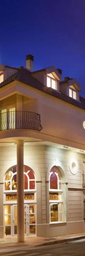 Hotel Versalles，位于Granja de Rocamora的酒店