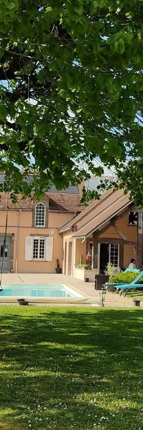 Atelier des sens 89，位于Évry的酒店