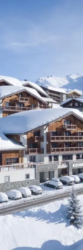 ILY Hotels & Spa La Rosiere，位于拉赫兹耶尔的酒店