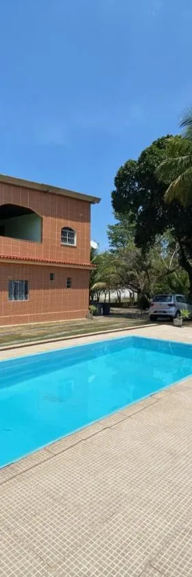 CASA inteira entre Guaratiba e Campo Grande, Rio de Janeiro, RJ - a 40 min da praia, próximo ao Estádio Miecimo da Silva e Park Shopping-Ideal para descanso, encontros, festa e lazer-3000 m2，位于里约热内卢的酒店