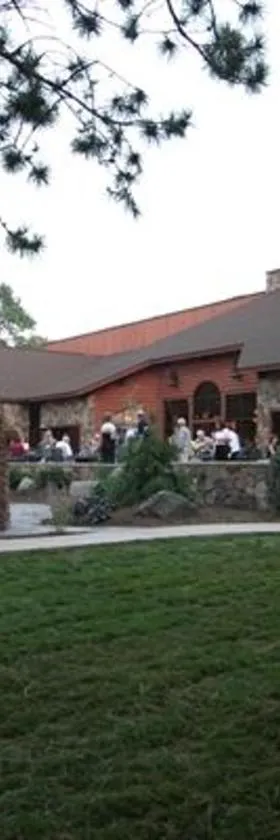 Balsam Lake Lodge，位于Balsam Lake的酒店