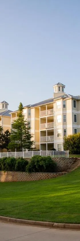 Holiday Inn Club Vacations Villages Resort at Lake Palestine，位于Flint的酒店