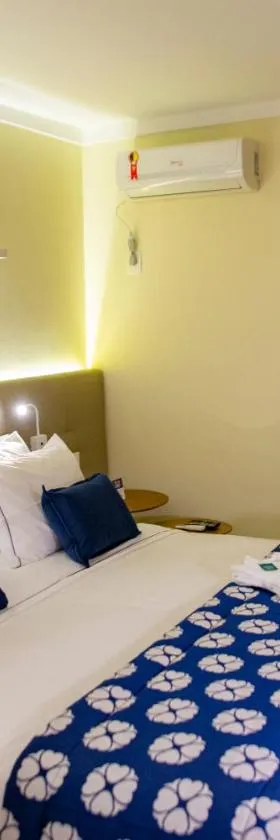 House Inn Hotel - Anashopping，位于阿纳波利斯的酒店