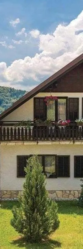 Apartman Svetličić，位于拉夫纳格拉的酒店
