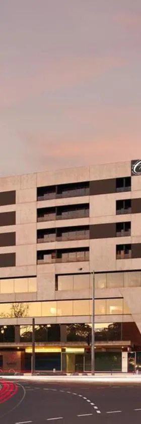 Dandenong Central Apartments Official，位于丹德农的酒店