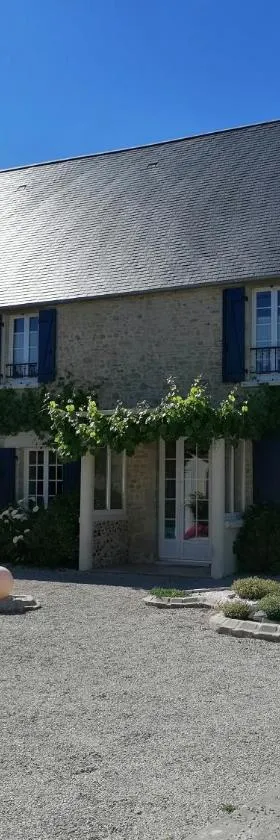 les hirondelles bleues，位于滨海伊西尼的酒店