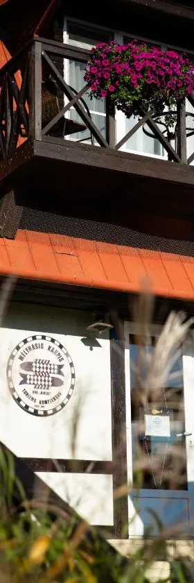 Mėlynojo karpio namas，位于Kintai的酒店