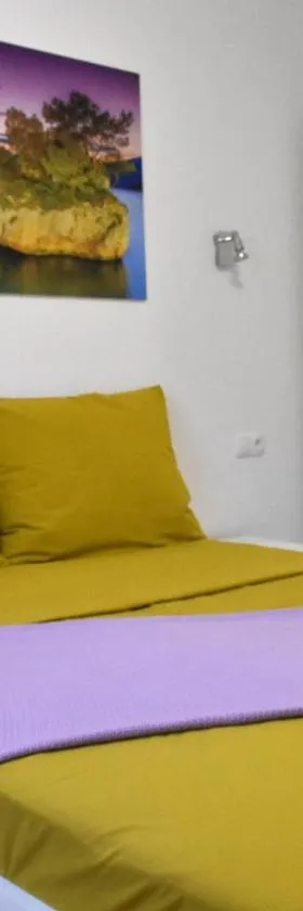 Apartment Meryl，位于Mravince的酒店