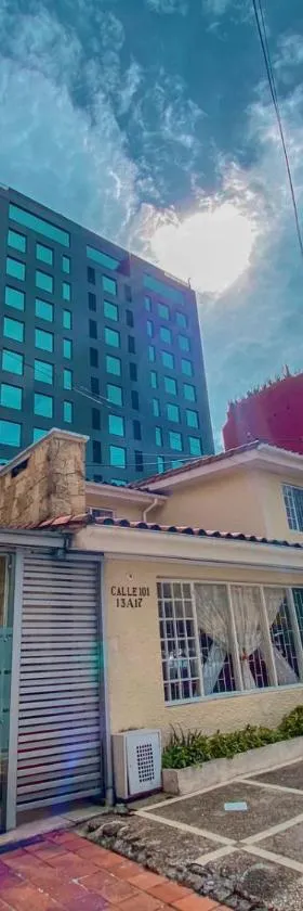 Hotel Marbella Chico，位于波哥大的酒店