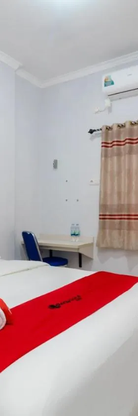 RedDoorz near Pantai Barat Pangandaran 2，位于庞岸达兰的酒店
