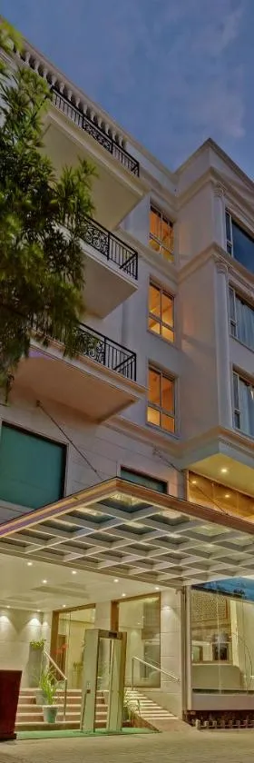 The Fern Residency Hubballi，位于胡布利的酒店