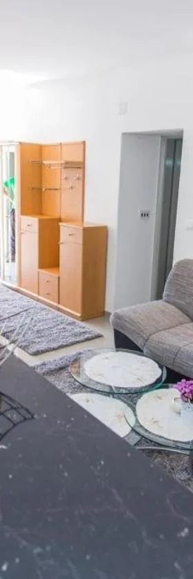 Apartment Mojaš，位于Doli的酒店
