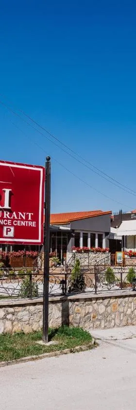 Hotel Kapri，位于比托拉的酒店
