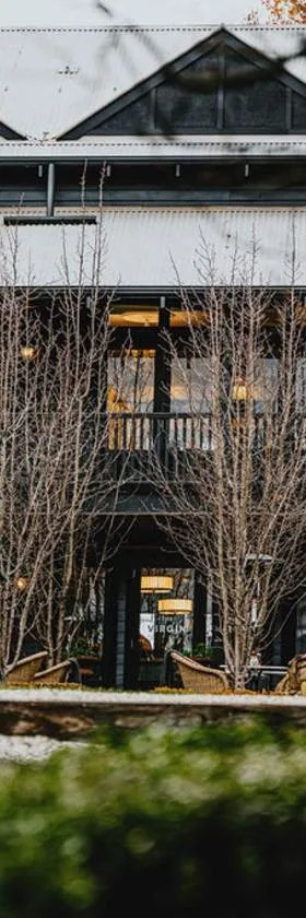 Hotel Bellinzona Daylesford，位于赫本温泉的酒店