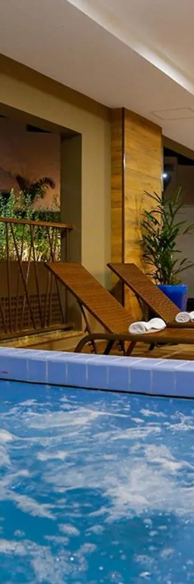 Olimpia Park Resort - Em frente à portaria do Thermas dos Laranjais，位于奥林匹亚的酒店