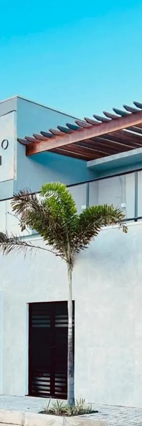 Paraiso Beach Hotel，位于阿奎拉兹的酒店