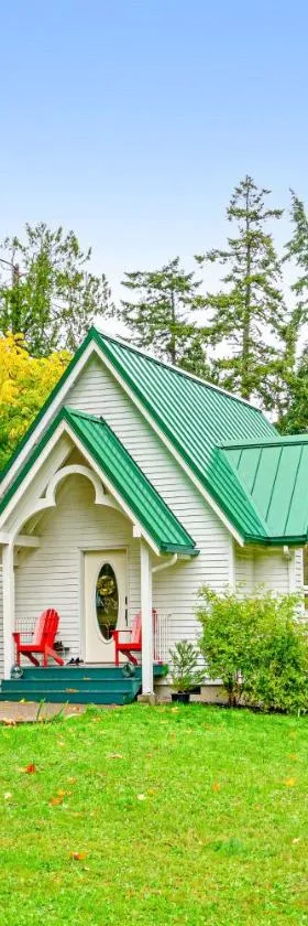 Enchanted Cottage，位于Vashon的酒店