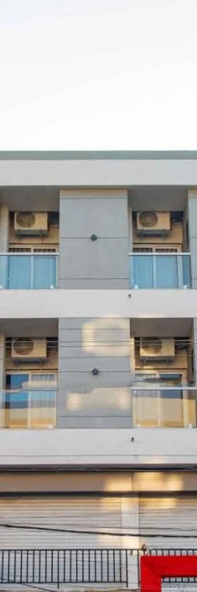 HOTEL VENUS，位于Veraval的酒店