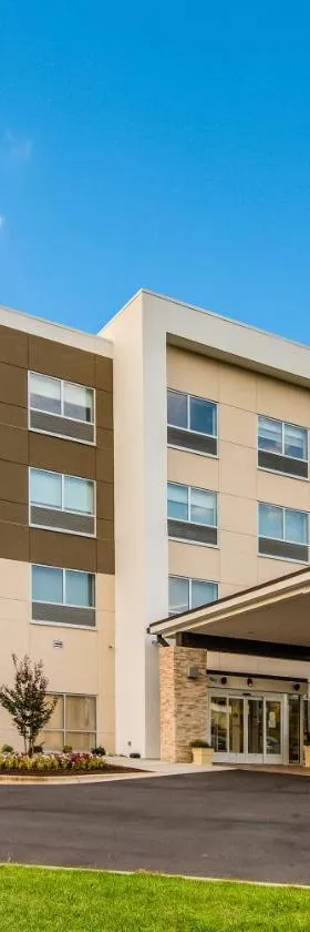 Holiday Inn Express & Suites - Asheboro by IHG，位于阿什伯勒的酒店