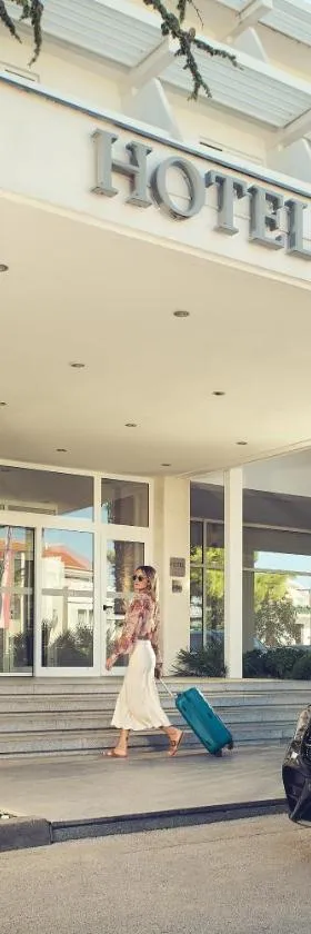奥林匹亚酒店，位于沃迪切的酒店