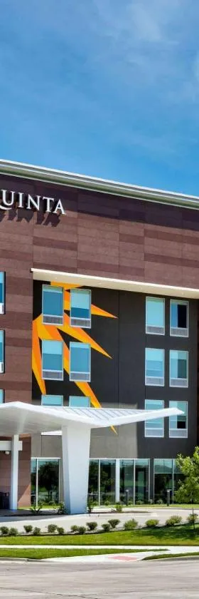 La Quinta Inn & Suites by Wyndham Terrell，位于特勒尔的酒店