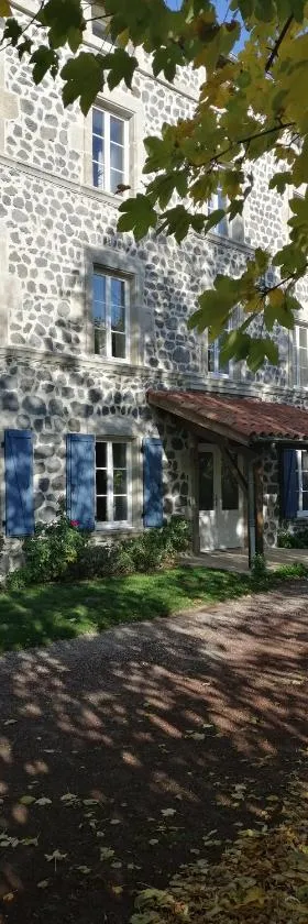 Chambres et table d'hôtes Régord'âne，位于Le Brignon的酒店