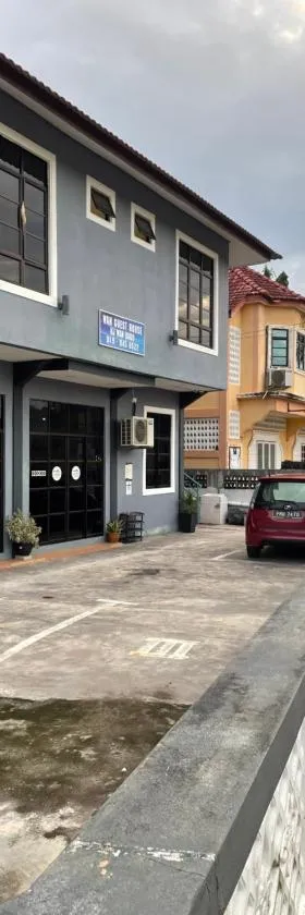 瓦恩旅馆，位于Tumpat的酒店