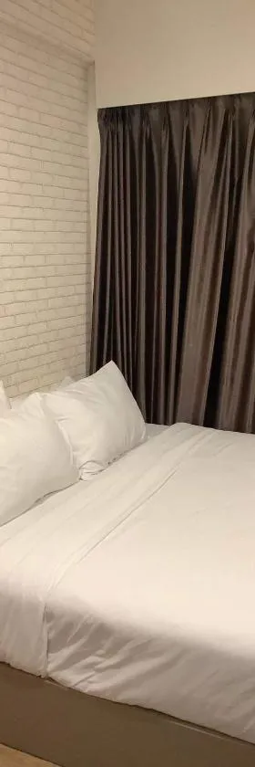 Charurat Suite Hotel，位于Makkasan的酒店