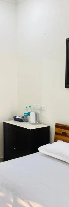 Private room with balcony, wifi and smart tv，位于潘切库拉的酒店