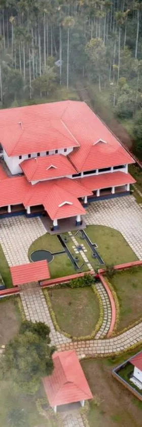Wayanad Mace Mansion，位于Kenichira的酒店