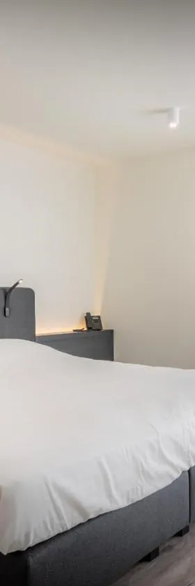 Hotel Bell-X Kortrijk-Wevelgem，位于韦弗尔海姆的酒店
