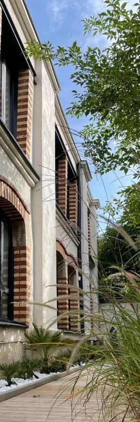 Maison d'hotes L'atelier du Charmois，位于旺德夫尔莱南锡的酒店