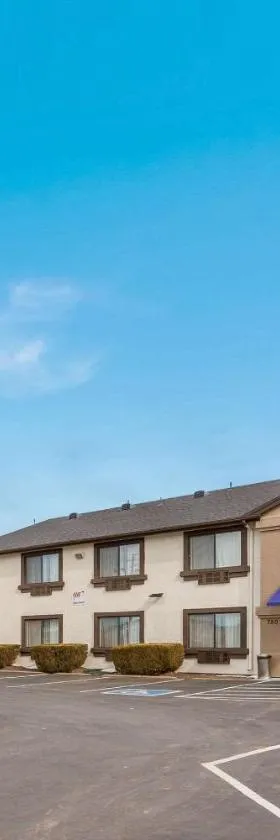 Econo Lodge Inn & Suites Williams - Grand Canyon Area，位于威廉姆斯的酒店