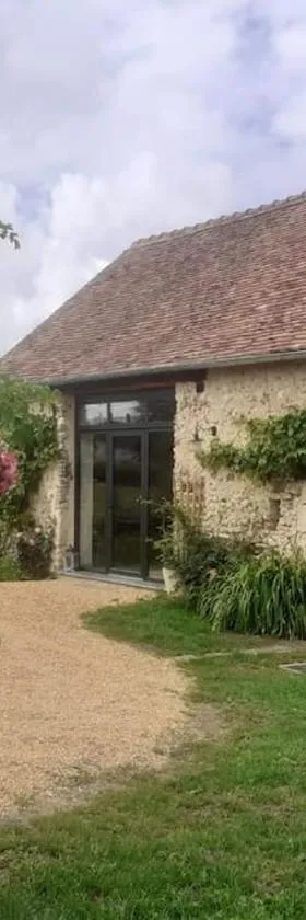 Gîte à l'Ombre du Figuier，位于Mézeray的酒店