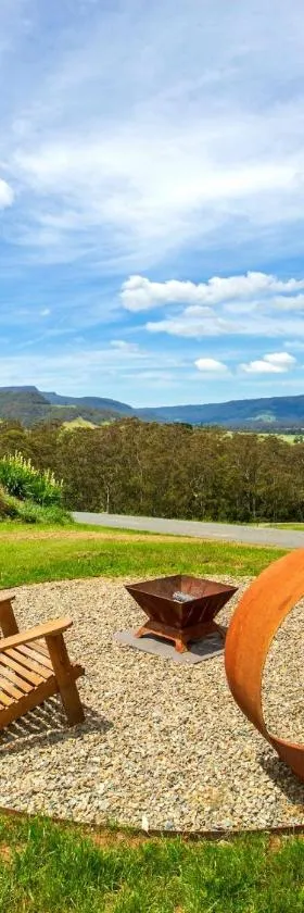 Stella at Kangaroo Valley - Amazing Views - Fire Pit，位于Barrengarry的酒店