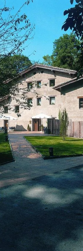 坎布兰科酒店，位于奥洛特的酒店