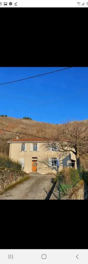 En pleine montagne T1 30m2 parking à coté，位于Amplaing的酒店