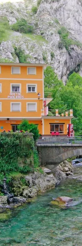 庞西伯斯旅馆，位于庞西伯斯的酒店
