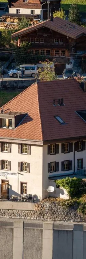 Hotel Wasserfall，位于Jaun的酒店