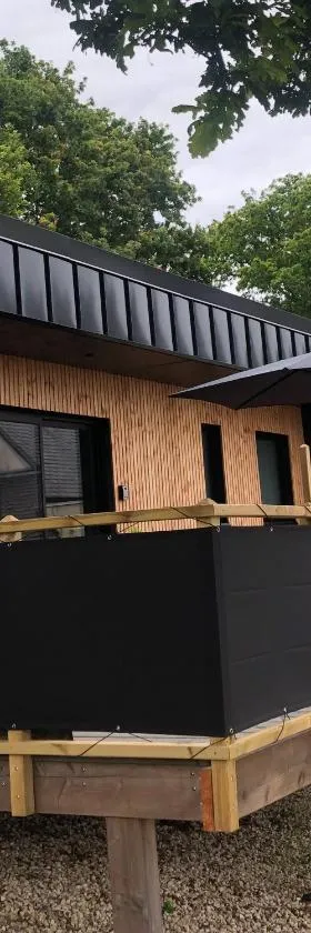 Maison chaleureuse et cosy en bois de 2021 Près de Quimper，位于埃尔盖加贝里克的酒店
