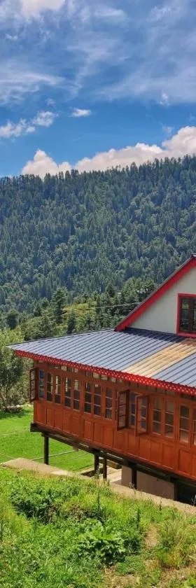 Nirvana Homes Rarta，位于Khadrāla的酒店