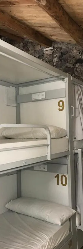 Albergue de Pas，位于厄尔·彭特·德·苏尔特的酒店