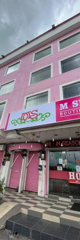 M Season Boutique Hotel Sdn Bhd，位于双溪大年的酒店
