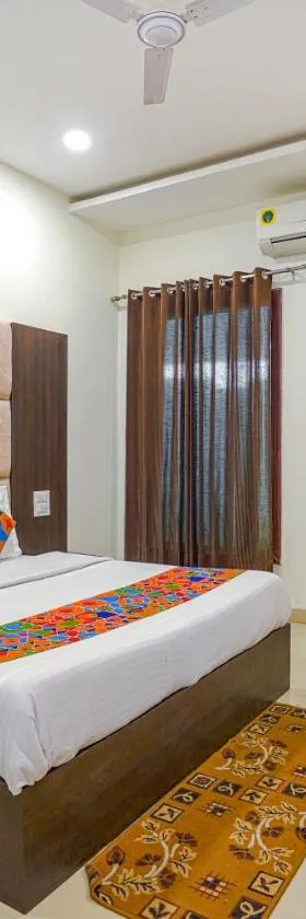 FabHotel Grand Inn，位于贾朗达尔的酒店