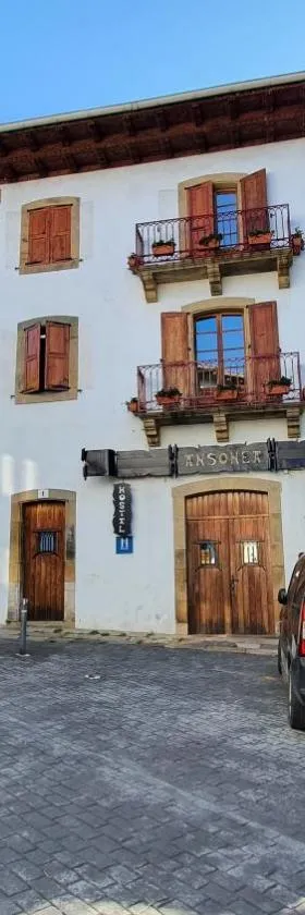 Hostal Ansonea，位于Bera的酒店
