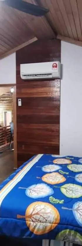 Cassava Homestay - Rumah Gallery，位于Simanggang的酒店