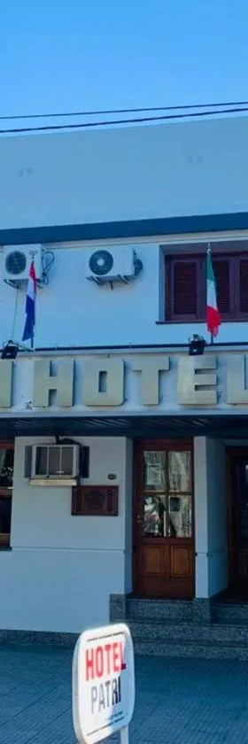 Patri Hotel，位于奇维尔科伊的酒店