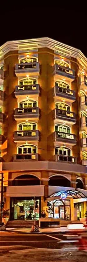 The Grand Dame Hotel，位于伊洛伊洛的酒店