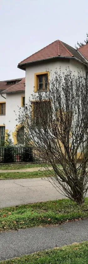Meller-kastély Villa，位于Csurgó的酒店