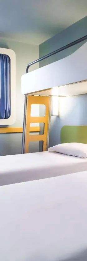 ibis budget Sertaozinho，位于塞尔唐西尼奥的酒店